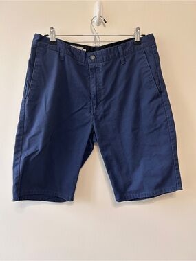 Volcom Men's Size 32 Navy Flat Front Chino VMonty Shorts 10” Inseam outdoor